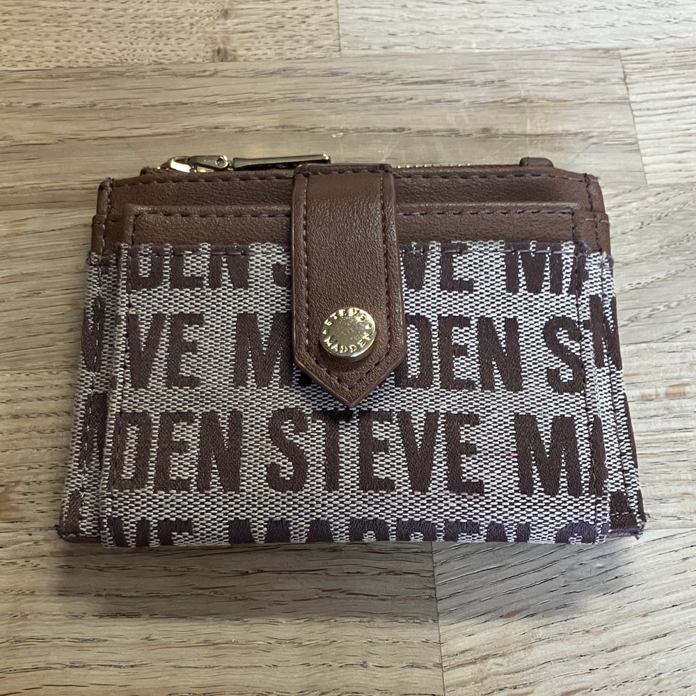 Steve Madden women’s Textured Brown and Gray Wallet